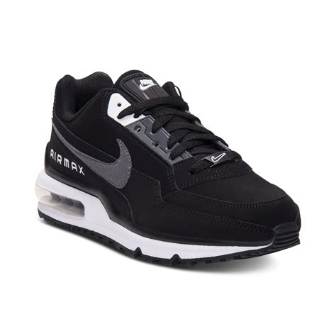 black Nike Air Max shoes